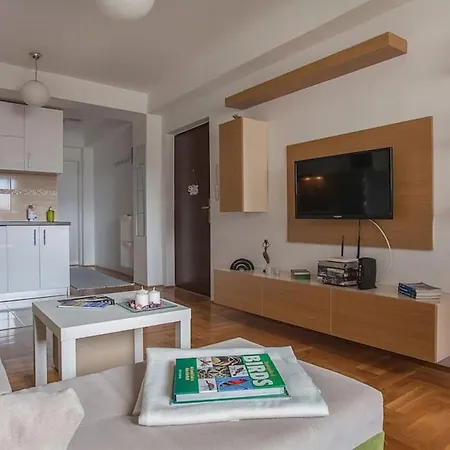 Cosy In The Bohemian Quarter Apartment *